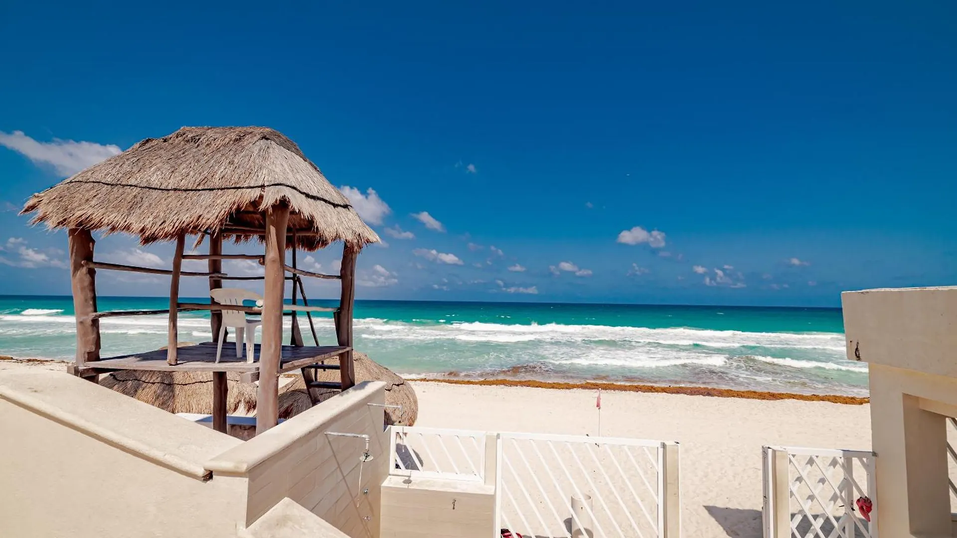アパート Brisas Beach Shore Villa - Heated Private Pool カンクン