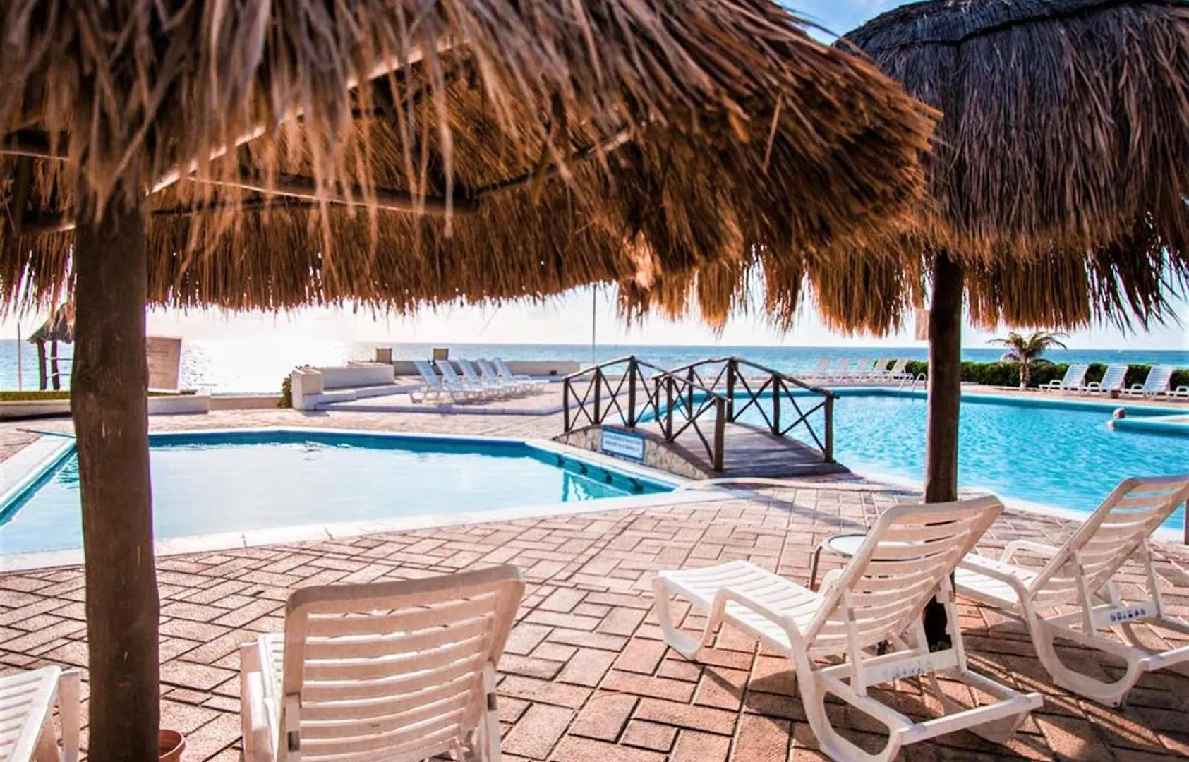 Brisas Beach Shore Villa - Heated Private Pool カンクン メキシコ
