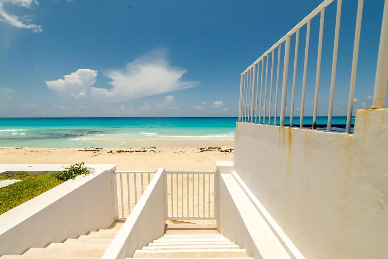 Brisas Beach Shore Villa - Heated Private Pool Cancún Mexiko