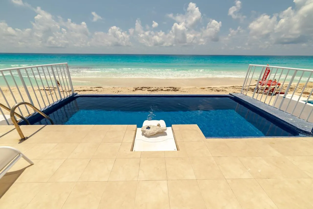 Brisas Beach Shore Villa - Heated Private Pool Канкун 0*,  Мексика