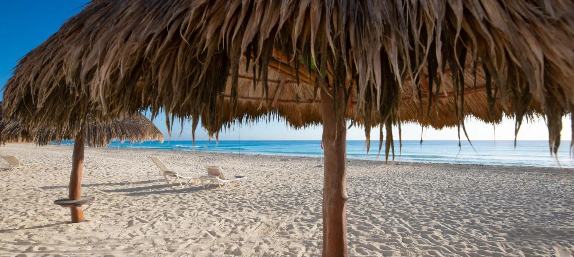 Brisas Beach Shore Villa - Heated Private Pool Канкун 0*,