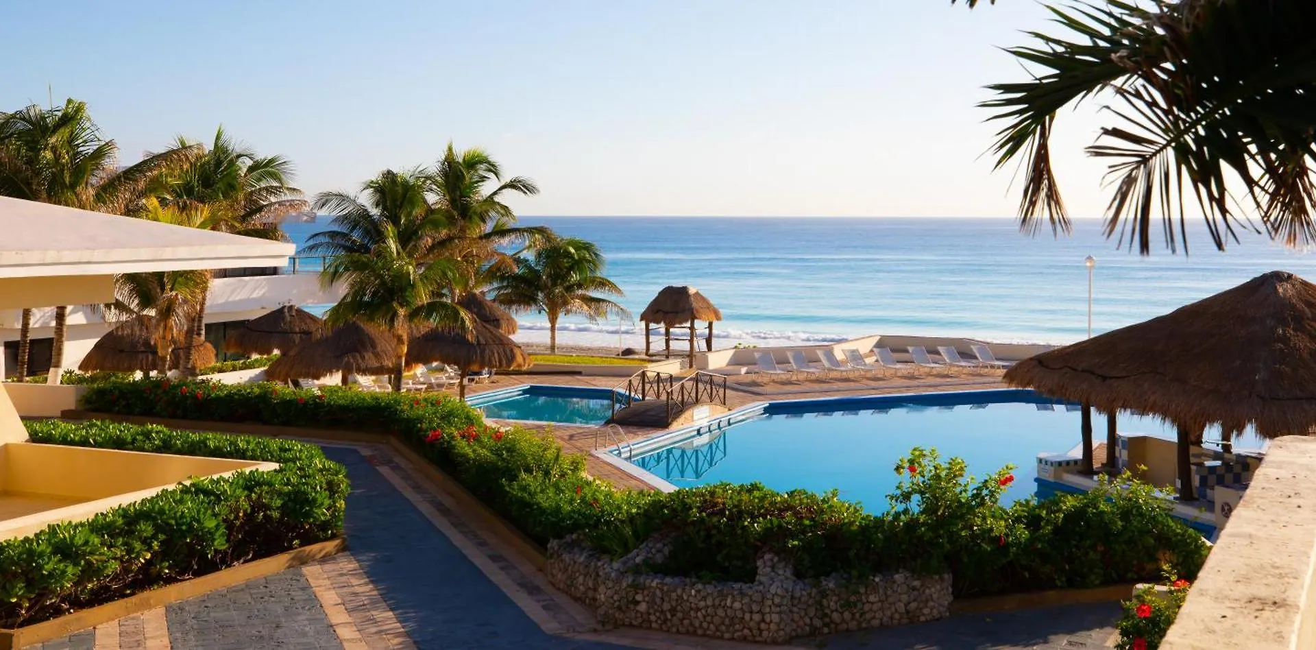 Brisas Beach Shore Villa - Heated Private Pool Cancún