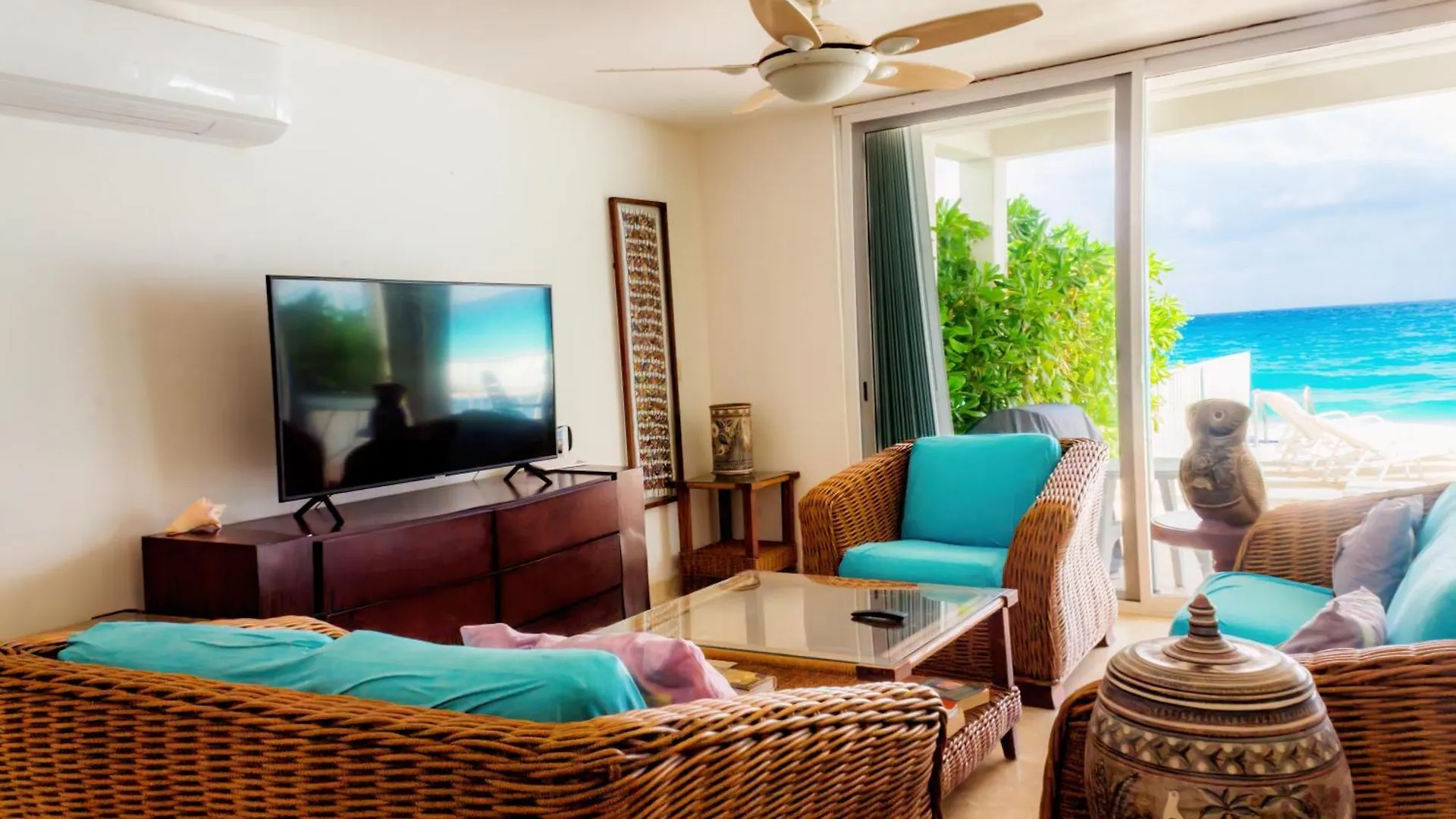 Brisas Beach Shore Villa - Heated Private Pool Cancún