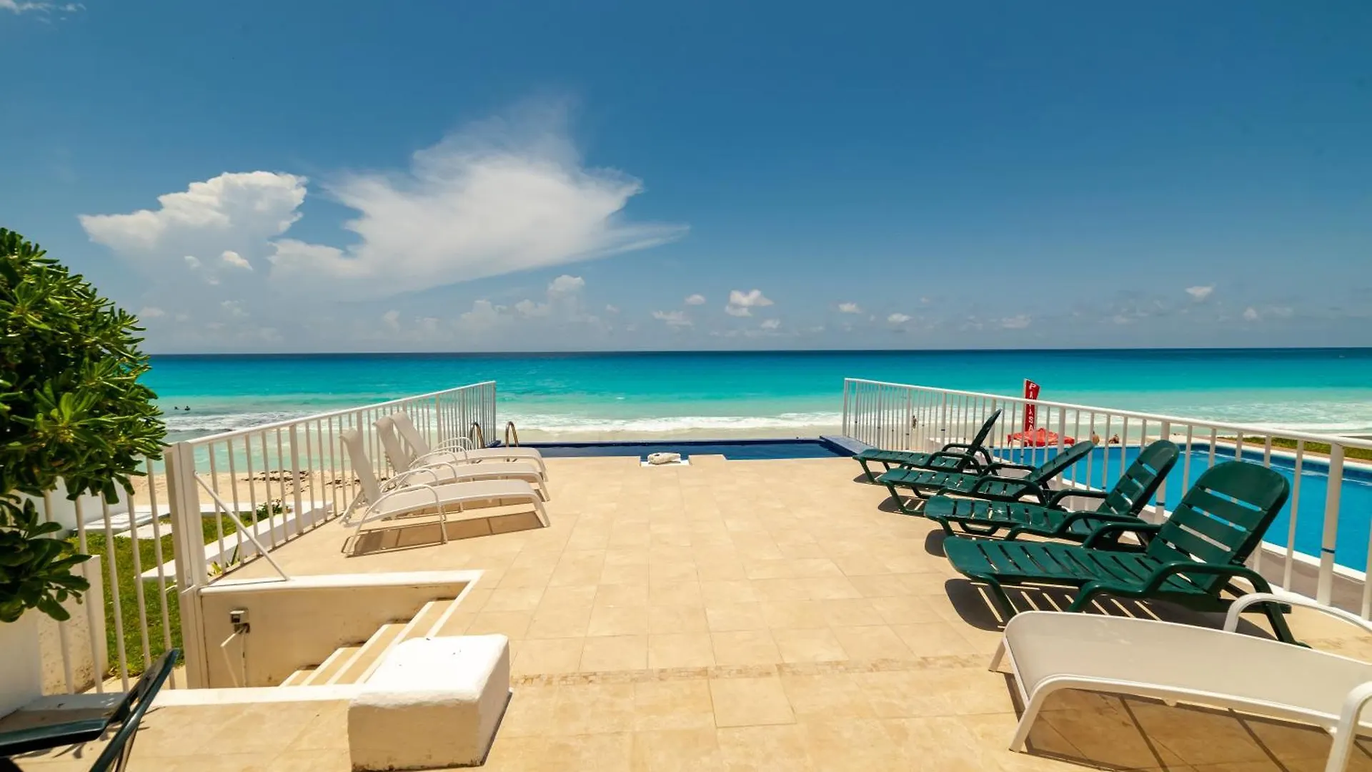 Brisas Beach Shore Villa - Heated Private Pool Канкун Апартаменты